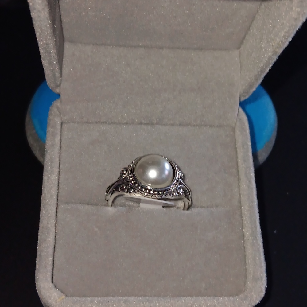 Faux Pearl Fashion Ring - NWOT